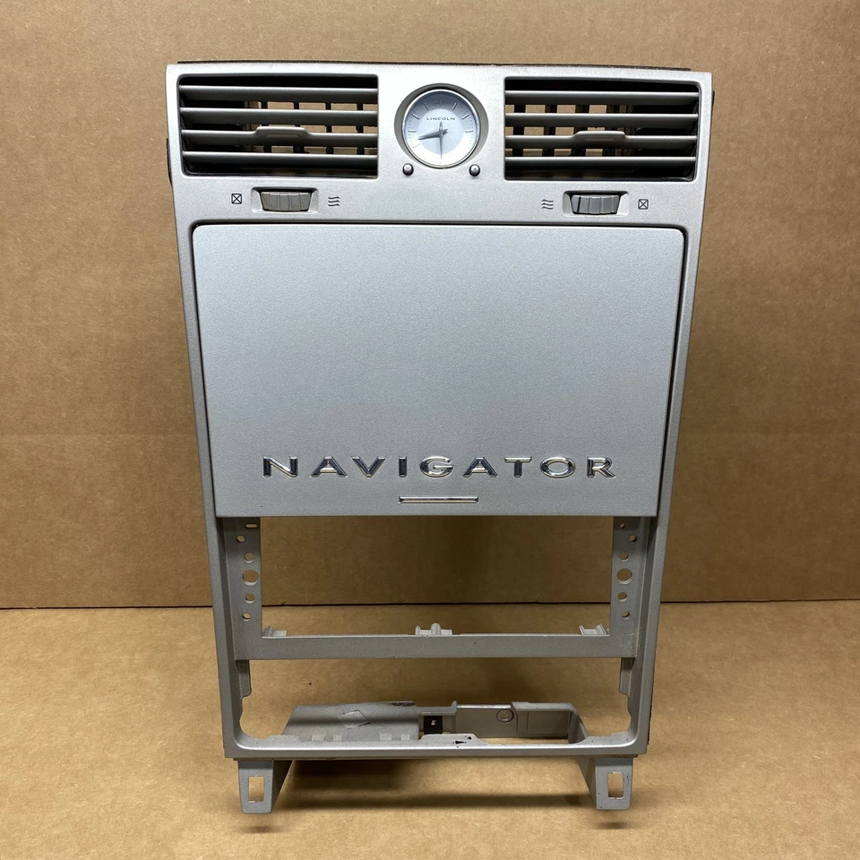 2003-2006年林肯领航员仪表板收音机交流气候控制挡板带通风口原始设备制造商 — 第 1/4 张图片