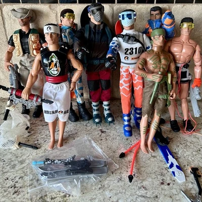 Lote De 8 Figuras De Colección Hasbro Action Man - Surtido De Armas+Ropa/Zapatos Foto 1 de 4