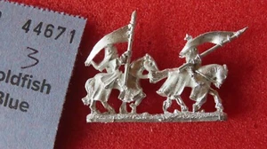 Warmaster Bretonnian Knights Knight Base New 10mm Games Workshop Bretonnia OOP - Picture 1 of 2