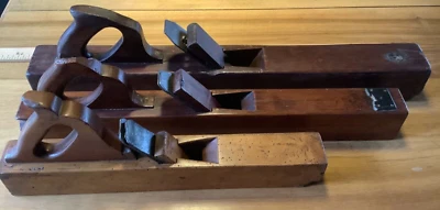 outils anciens,old tool,vieux outils, beau lot de rabots bois,2Peugeot frères et - Photo 1/4