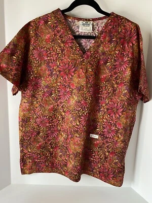 Crest Cottons Scrub Top Womens Size M Floral V Neck Short Sleeve Front Pockets - Image 1 of 4