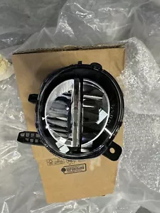 OEM BMW 1 F20 FRONT LEFT LED FOG LIGHT 63177315559 7315559 GENUINE 14-20 - Picture 1 of 2