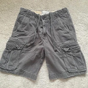 Abercrombie & Fitch pantaloncini cargo pesanti cravatta vita tasche utili da uomo taglia 33 - Foto 1 di 12