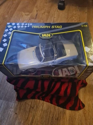 Jadi Model Craft 1:18 Scale Triumph Stag White JM-98111 - Image 1 of 4