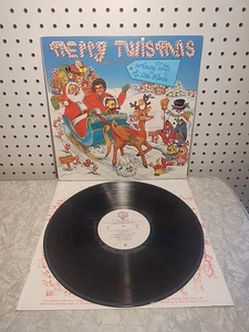 Country Christmas LP Conway Twitty & His LIttle Friends Merry Twismas EX/EX OIS - Picture 1 of 15