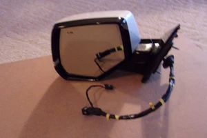 2017 2018 2020 CADILLAC ESCALADE LEFT MIRROR CAMERA BLIND SPOT OEM - Picture 1 of 4