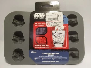 STAR WARS ROGUE ONE STORMTROOPER BANDEJA DE CUBITOS DE HIELO CON MOLDES DE CASCO NUEVO - Imagen 1 de 2