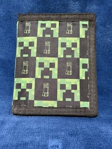 Minecraft Majong Green & Black Creeper Hook and Loop Wallet - Picture 1 of 6