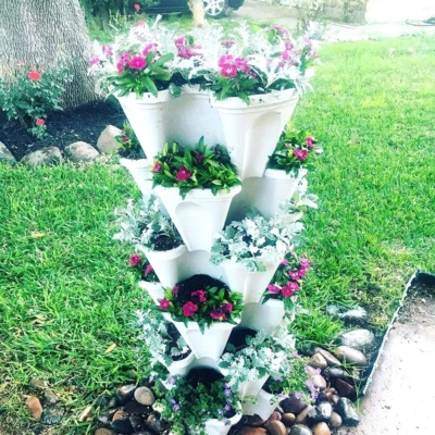 Maceta vertical apilable de 5 niveles con decoración de patio de ruedas Foto 1 de 4