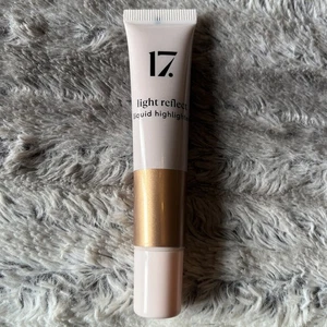 BOOTS 17 Light Reflect Liquid Highlighter 030 Bronze new - Picture 1 of 3