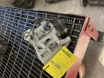 Compresor de aire acondicionado usado para: Subaru Forester 2009 2,5 grado A Foto 1 de 4