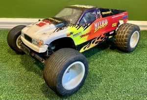 Vintage Traxxas Nitro Sport R/C Truck - For Project Restoration - Untested - Picture 1 of 14