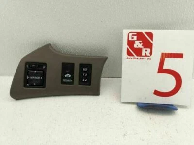 Interruptor de memoria de espejo retrovisor lateral Lexus RX300 1999 con bisel de ajuste OEM 55422-4802    Foto 1 de 3