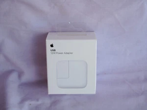 Apple 12W Adapter. Genuine original charger. A1401 power adaptor. MD836X/A - Zdjęcie 1 z 1