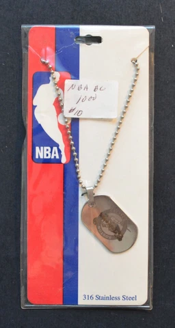 Rare Unopened Sealed Peter David Boston Celtics chain vintage NBA necklace Cover