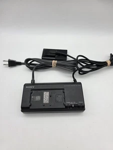 Videocamera caricatore Sony AC-V60A - Foto 1 di 5