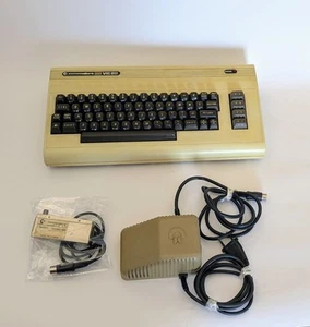 COMMODORE VIC 20 - Photo 1/11