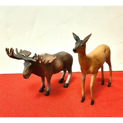 Figuras realistas Deer Moose Terra de Battat de plástico pesado Foto 1 de 4