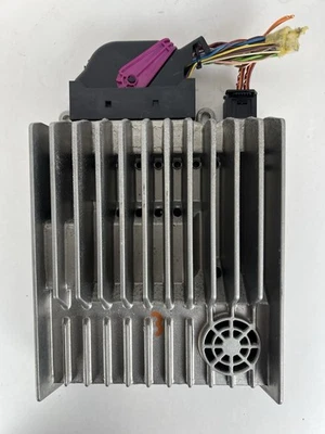 08-17 Mercedes Benz CLS Speaker Amplifier Amp Harman/Becker A2118709690 - Image 1 of 4