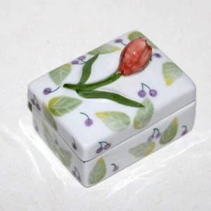 Andrea by Sadek Pequeña Caja Porcelana Flores Tulipán Baratija Pastilla Cerámica Decoración - Imagen 1 de 8