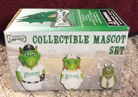 2004 DAYTON DRAGONS Nesting Doll Complete Set (3) Heater, Gem, and Wink New Cover