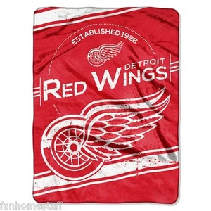 DETROIT RED WINGS NHL PLUSH ULTRA SOFT BLANKET THROW HOCKEY TEAM 60" x 80" - Picture 1 of 3