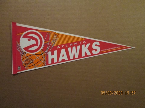 NBA Atlanta Hawks Vintage 1990's Eastern Conference Logo Basketball Pennant Cover