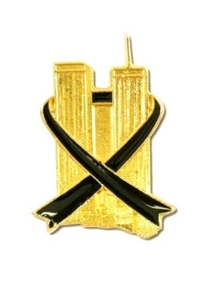 Twin Towers NY Hero 9-11 Cinta Negra Placa Dorada Solapa Cuello Tapa Pin Nuevo Foto 1 de 4