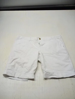 Womens Old Navy Size 16P White Perfect Bermuda Khaki Shorts - Image 1 of 4