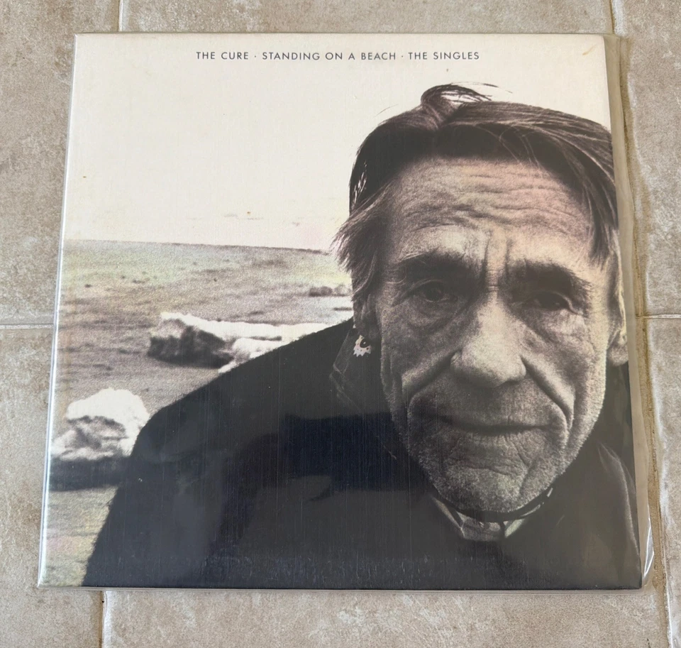 Standing on a Beach The Singles by The Cure 1986, Elektra Records 604771, 12"LP - Image 1 of 4