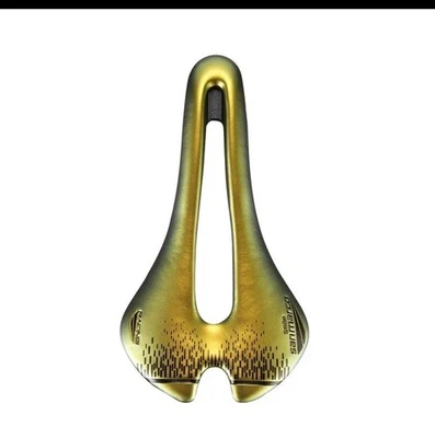 Sillín corto de carretera ancho ajuste abierto Selle San Marco Aspide Xsilite dorado precio de venta sugerido por el fabricante 175 USD Foto 1 de 2
