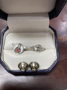 Vintage MASONIC SHRINERS Pins One Platinum? - Picture 1 of 2