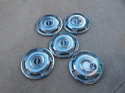 Wheel Covers Group Of 5 OEM GM  14" Hub Caps 1968-1970 Chevrolet Camaro Used - Image 1 of 4