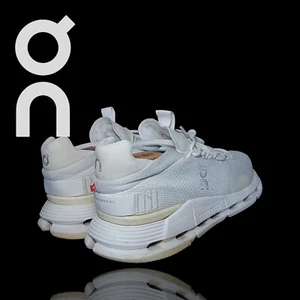Scarpe da corsa On Cloudnova Undyed bianche sneakers 26.99115 donna taglia 9,5 ottime condizioni - Foto 1 di 11