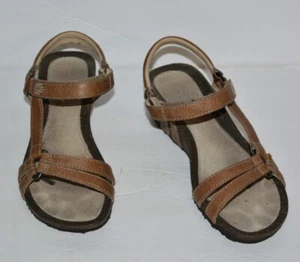 TEVA VETURA 4253 BROWN LEATHER WEDGE STRAPPY SANDALS WOMEN SZ 6 *EUC* - Picture 1 of 10