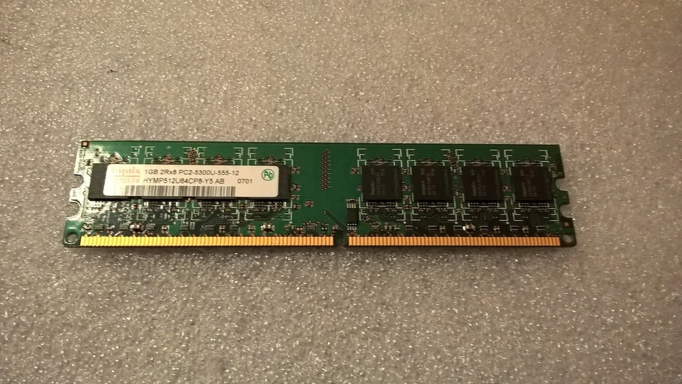 Memoria DDR2 Hynix HYMP512U64CP8-Y5-AB 1GB PC2-5300 667MHz CL5 240 Pin - Immagine 1 di 1