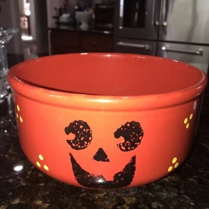 Waechtersbach Spain 9" Orange Ceramic Jack-O-Lantern Pumpkin Design Bowl - Picture 1 of 5