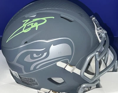 MINI CASCO DE PIZARRA FIRMADO AUTENTICADO BECKETT EARL THOMAS SEATTLE SEAHAWKS BECKET Foto 1 de 2