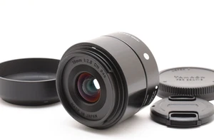 Sigma 19mm f/2.8 DN Art 013 Black Lens for Sony And [Exc w/Hood Japan Y2035 - Picture 1 of 12