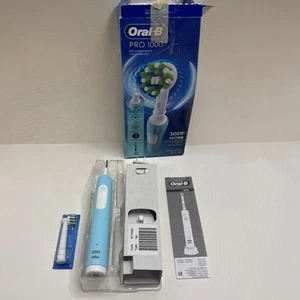 Oral-B Pro 1000 Cepillo de Dientes Eléctrico Recargable Sensor de Presión Azul Caja Abierta - Imagen 1 de 4