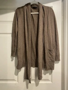 M Fredric Cardigan Sweater Women’s Size Medium Beige Wool Angora B42 - Picture 1 of 8