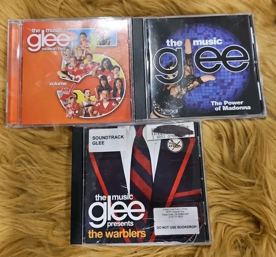 3 Glee Musical CD: Vol 5, The Wardrobe  & The Power Of Madonna  Foto 1 de 4