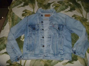 MENS VINTAGE 80s LEVIS JEAN JACKET DENIM DISTRESSED 1986 BLUE - Picture 1 of 7
