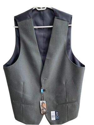 MADE Brand Mens Grey Vest, Size Medium - Image 1 of 4