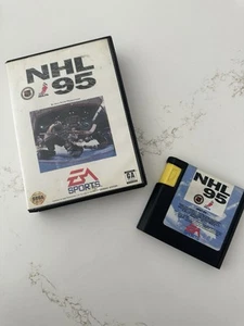 SEGA GENESIS NHL 95 VIDEO GAME EA SPORTS / SEGA HOCKEY GAME & CASE (no Manual) - Picture 1 of 3