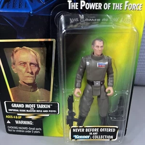 ┥ Figura Hasbro Star Wars Power Of The Force POTF Grand Moff Tarkin sin usar con estuche - Imagen 1 de 7