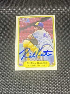 Rickey Keeton 1982 Fleer #146 Milwaukee Brewers Signed Auto Autographed Card - Image 1 of 3