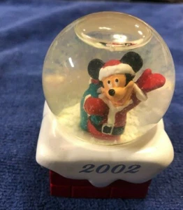 Disney MICKEY MOUSE CHRISTMAS 2002  Mini 2.75" Snow Globe J.C. Penney  - Picture 1 of 6