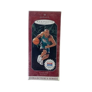 Vintage Hallmark Keepsake Ornament Hoop Stars Grant Hill NBA Detroit Kolben Neu im Karton - Bild 1 von 2