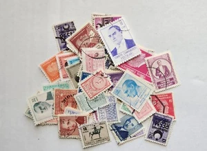 Turkey ,Asia Kiloware collection 202 different used off paper stamps . - Picture 1 of 3